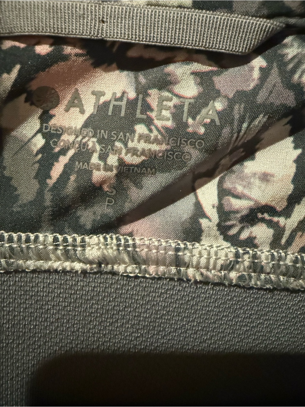 Athleta Run with it Abstract-Print Utility Jacket in Gray and Pink NWOT - Picture 6 of 7